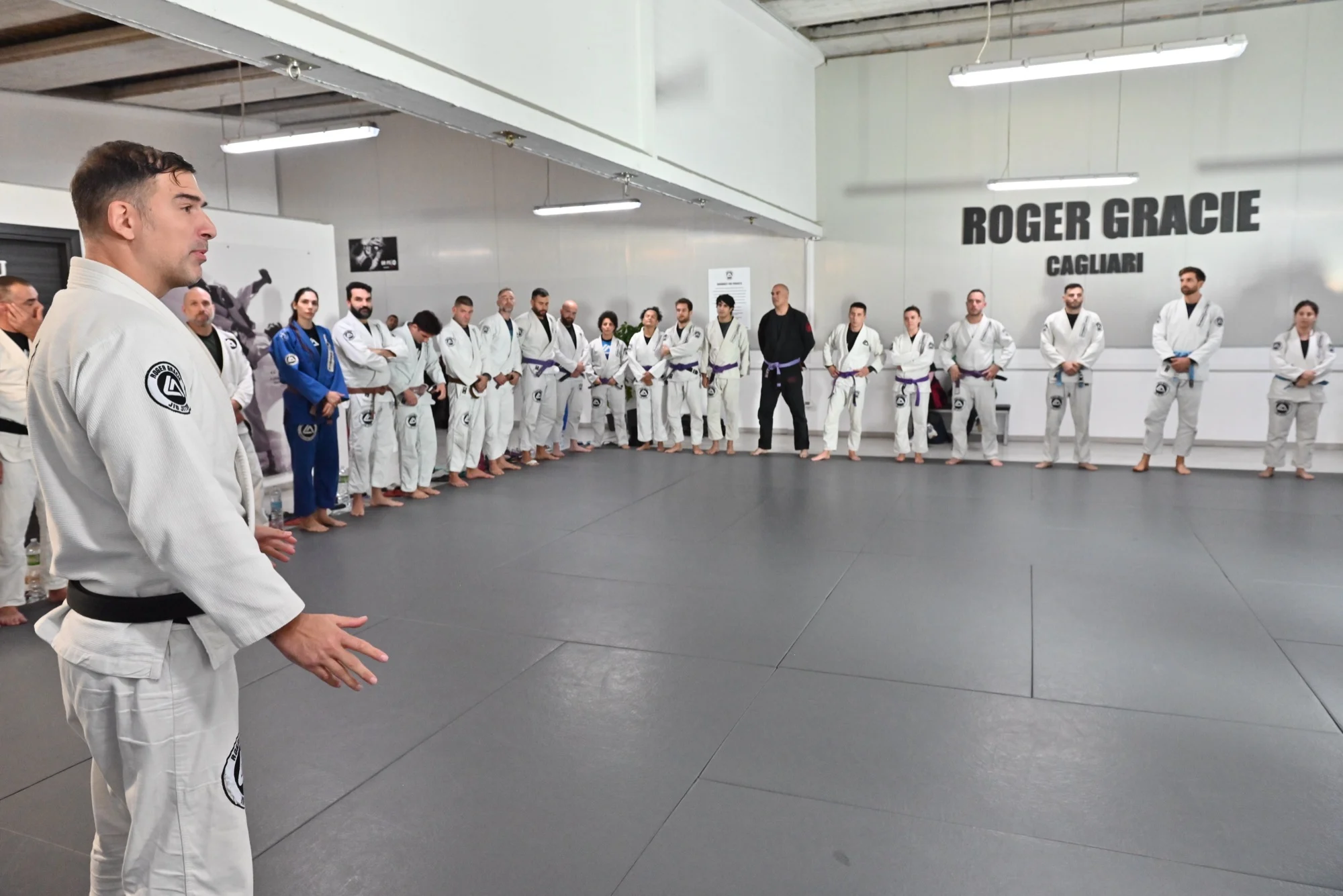 Alberto Diaz con la classe alla RGA Cagliari